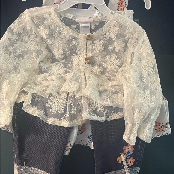 #80 - New 3 Piece Set (Dress / Cardigan / leggings) by the brand Little Lass. - Picture 3 of 12